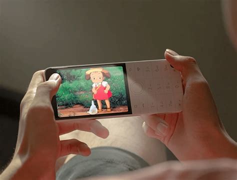 Xiaomi выпустила "короля кнопочных телефонов" на Android 12 (фото) — УНИАН