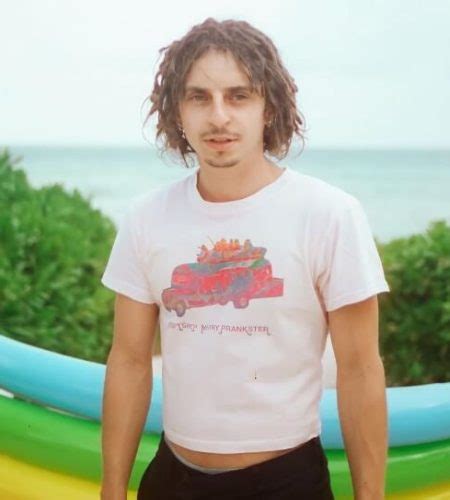 The Unassuming Star Moises Ariass Height Perception