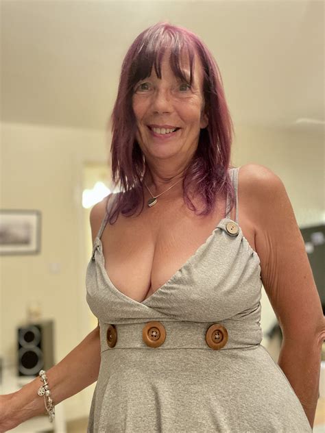 Attractive older women | Flickr