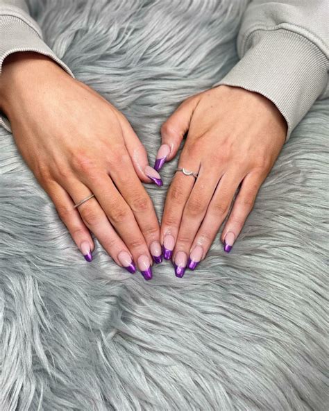 Purple Chrome Nails: 35+ Designs That Will Turn Heads - Nail Designs Daily