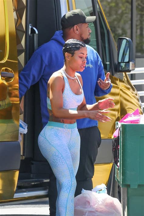BLAC CHYNA and Derrick Milano Out in Calabasas 04/08/2024 – HawtCelebs