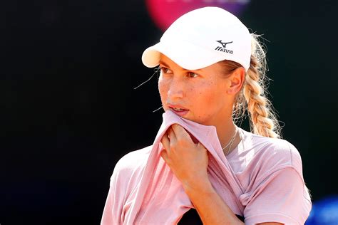 Mouse in hotel room adds to Putintseva's Melbourne quarantine woes
