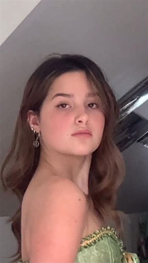 7 Hidden Clues That Reveal the Truth About the Jules Ari OnlyFans Scandal - tfmjtj1