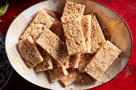 Keo Lac Vung (Peanut and Sesame Candy) Recipe