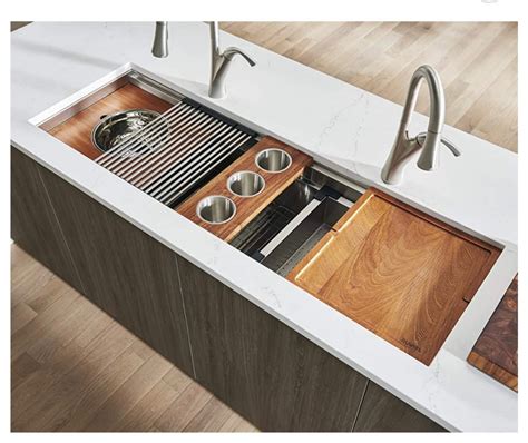 sink Heaven, oh the dishes you can hide