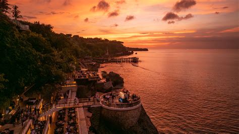 places  party  bali  luxe pool clubs  multi level