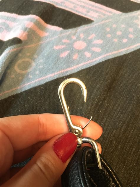 Where do I go to fix this/how do I fix this? : r/fixit