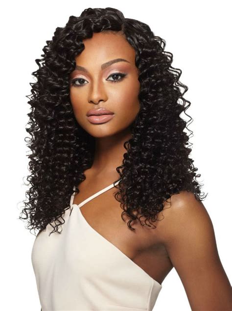 Weaves 101: Everything You Need to Know About Weaves | Unruly