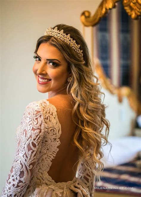 Penteado Noiva Com Tiara Cabelo Solto - Penteado de noiva solto com tiara | Penteado noiva solto longo ...
