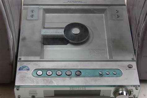 Aiwa Xr-X7 Stereo Cd Player | Property Room