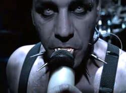 Rammstein World - Clip Ich tu dir weh