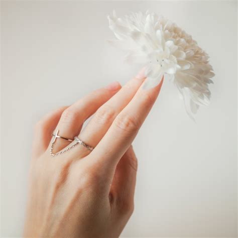 Серебряное кольцо двойное с фианитами и цепочкой ЛК-0313р * - купить ...