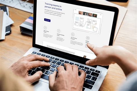 BEsmart: website on Behance