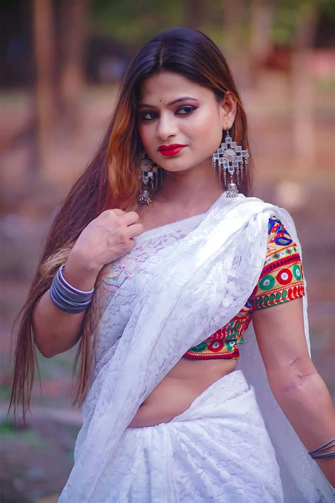 Desi Saree Hot Photos, Download The BEST Free Desi Saree Hot Stock