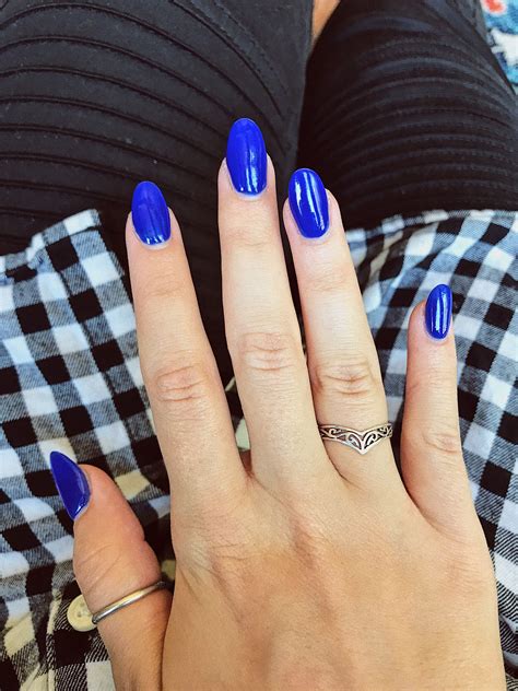 Almond royal blue acrylic nails | Acrylic nails almond shape, Royal