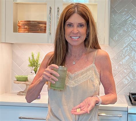 Feeling Bloated and Gassy in Menopause? Here Are 3 Easy Ways to Find