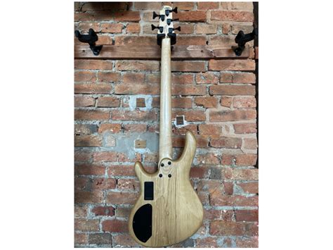 Cort Action Deluxe AS - Esse Music Store