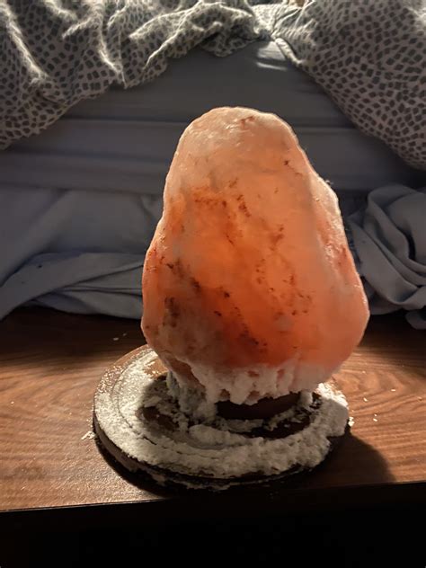 [howto] How do I get this salt off my salt lamp. It’s super hard I can
