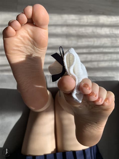 My soles are so ticklish ~ ₍ᐢ⸝⸝› ̫ ‹⸝⸝ᐢ₎ : r/FootFetish