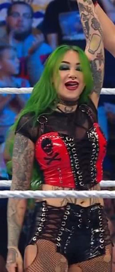 Shotzi Looking Sexy and Hot on Smackdown 5 by dragonmatt600 on DeviantArt
