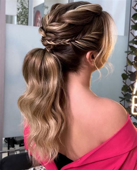 bridesmaid hairdo for short hair 11