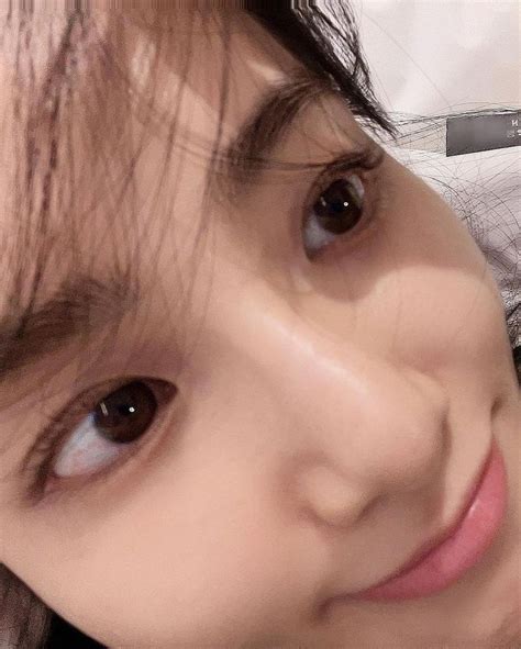@hongsuzu | Couple dance videos, Eye makeup steps, Suzu