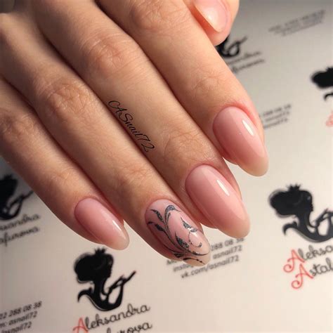 20 роскошных образов классического маникюра для каждой прекрасной леди