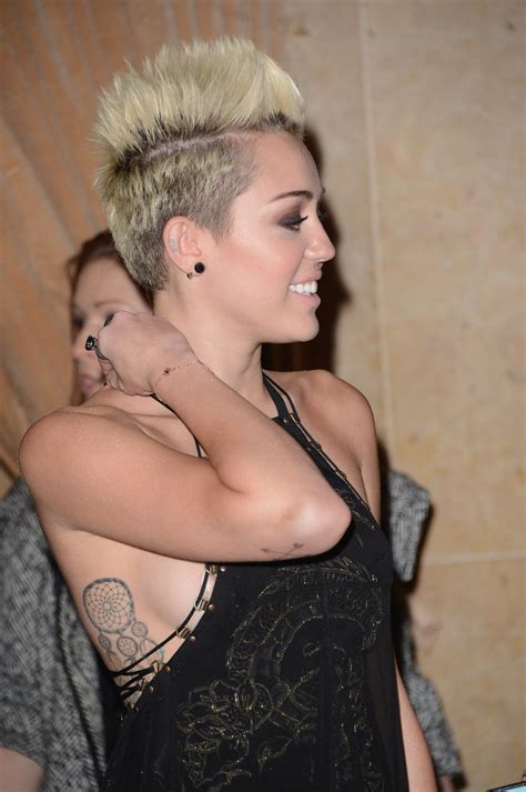 miley cyrus dreamcatcher tattoos miley cyrus dream catcher tattoo
