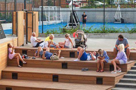 КАМЕННЫЙ РУЧЕЙ, ЕКАТЕРИНБУРГ, РОССИЯ | Sztuka i Partnerzy | Outdoor bed ...