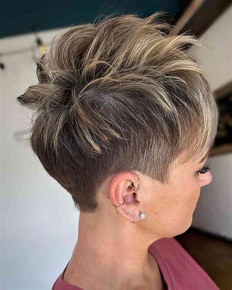 How to decide if an undercut pixie fits your face shape 8