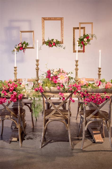 Modern Loft Wedding in Los Angeles with Vibrant Florals – Weddingchicks