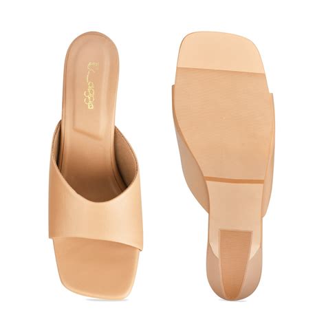 Classic Beige Heels – Ek Agga