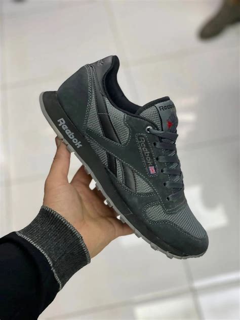 Купить кроссовки Reebok Classic темно серые замшевые в СПб