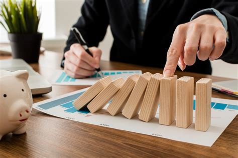 Strategic Hedging: A Pillar of Effective Risk Management
