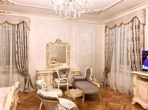 Шторы в классическом интерьере - 31 фото