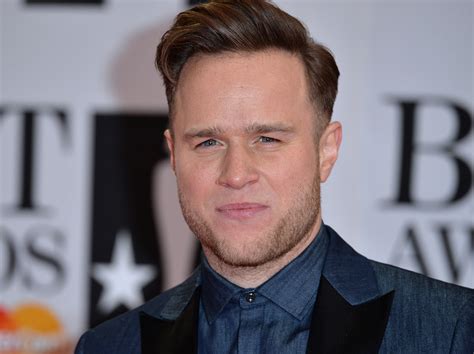 Olly Murs poss naked Twitter picture for football win and fans totally