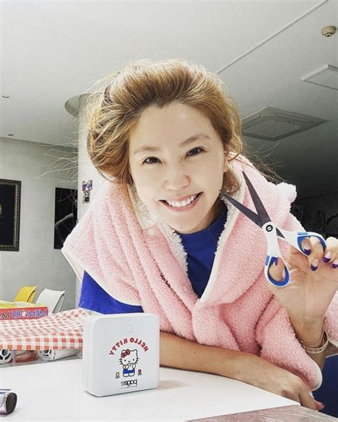 Yunmi Lee, embarrassing fashion from morning