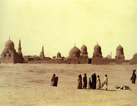 Lure of the Caliphate | Malise Ruthven | The New York Review of Books