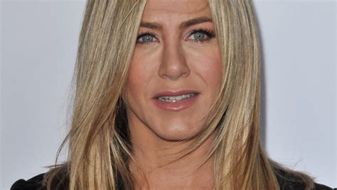 Jennifer Aniston's mum Nancy Dow dies aged 79 | ITV News