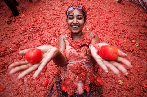 la tomatina festival paints spanish town red august   reuters