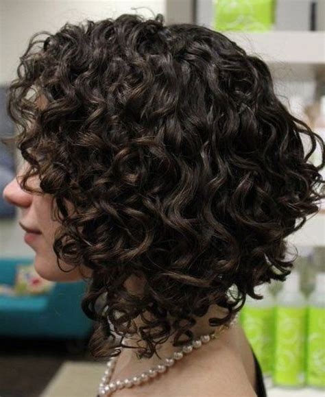 inspirational medium curly hairstyles   day special occasions