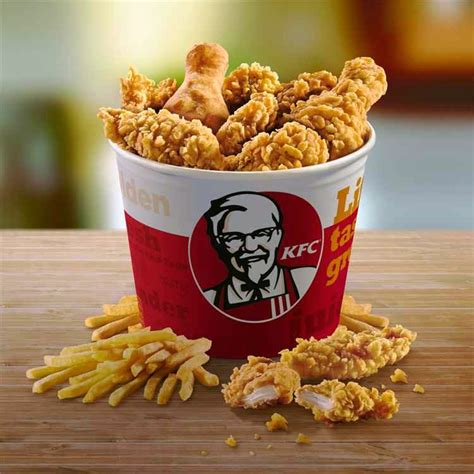 amciu.info Warszawa: KFC : restauracje | bary mleczne | kawiarnie ...