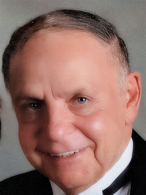 Staff members explain the stanetsky memorial chapels obituaries process 5