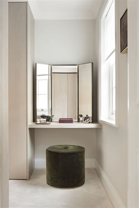 Echlin: Leverton House — Martyn White UK | Small dressing rooms, Closet