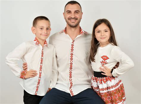Еднакви Ризи с Народни Мотиви Шевица - Татко и Аз