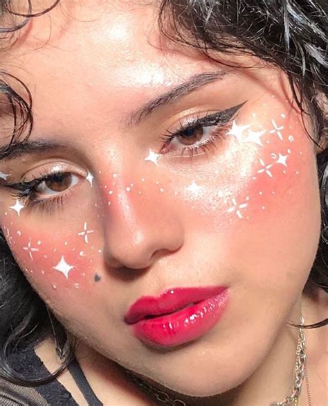 🧷 ⋆ 𝒜𝓇𝒶 ⋆ 🧷 on Instagram: “kira kira who” | Cool halloween makeup, Kiss ...