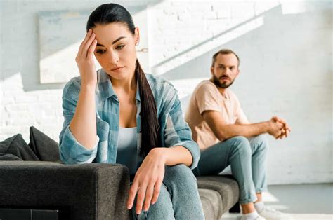 clear signs   commitment issues