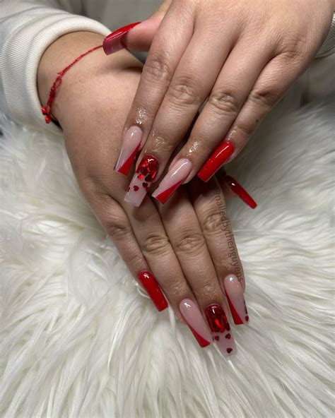 40+ Coffin Valentine’s Nail Designs That Feel Romantic, Chic, And