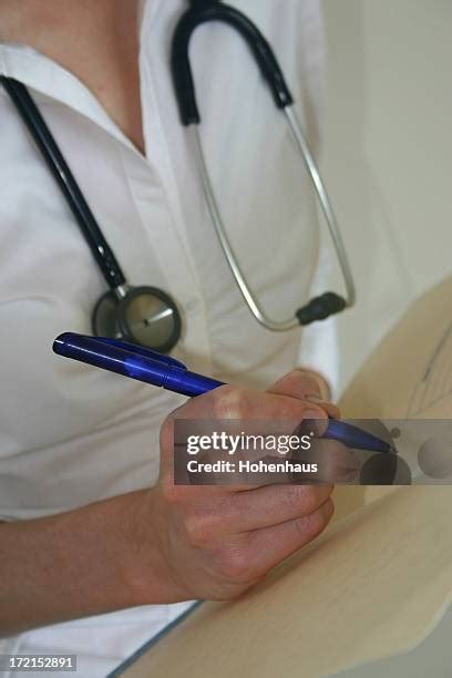 Doctor Case Photos and Premium High Res Pictures - Getty Images