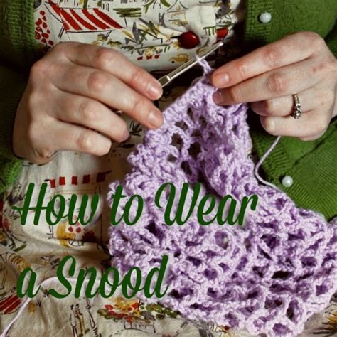 How To Wear a Snood - Fashion Inspiration | Tanith Rowan